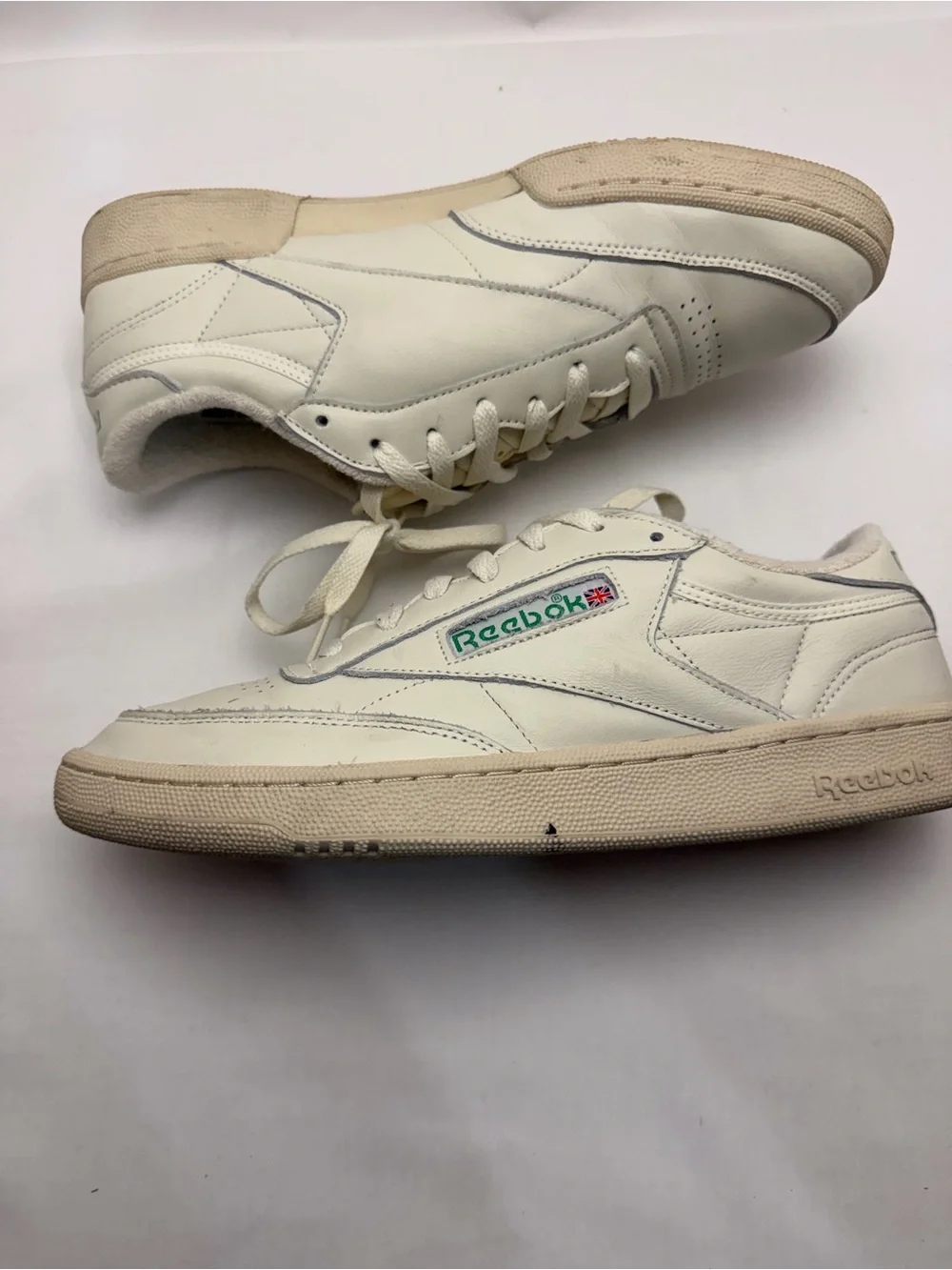 Reebok Mens Club C Off-White Low-Top Sneakers